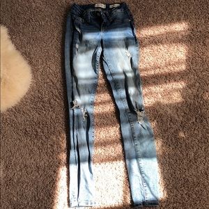 Jessica Simpson ripped skinny jeans